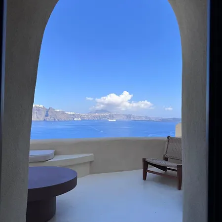 Caldera's Dream Cave House With Hot Tub & Sea View