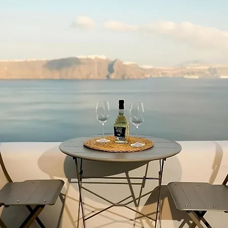 Caldera's Dream Cave House With Hot Tub & Sea View Holiday home