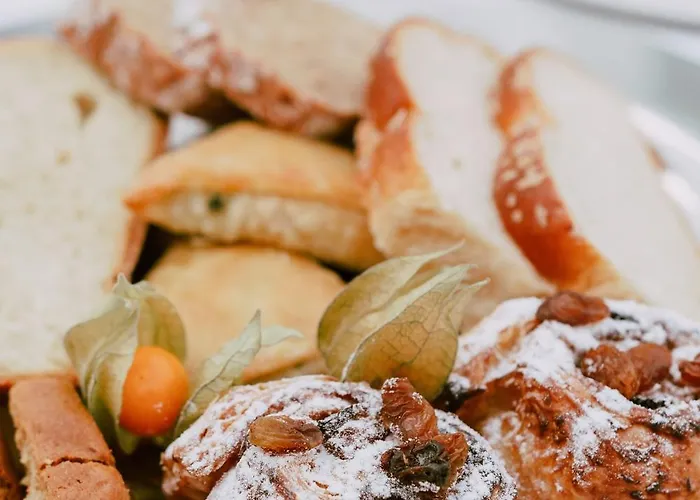 Caldera's Dream Cave House With Hot Tub & Sea View