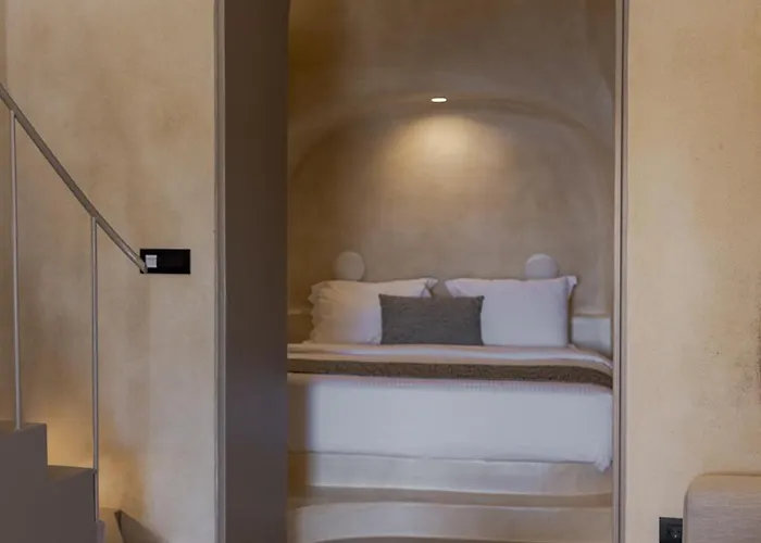 Caldera's Dream Cave House With Hot Tub & Sea View