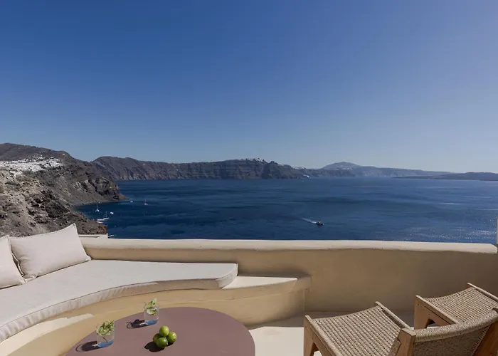 Caldera's Dream Cave House With Hot Tub & Sea View