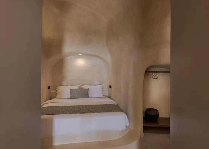 Caldera's Dream Cave House With Hot Tub & Sea View Oia