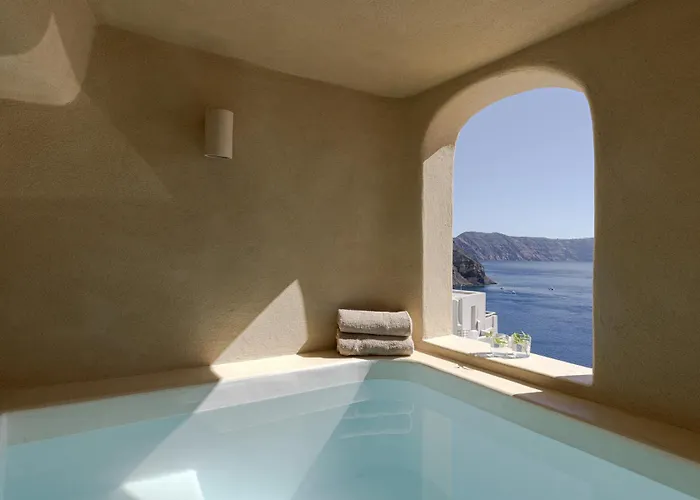 Caldera's Dream Cave House With Hot Tub & Sea View